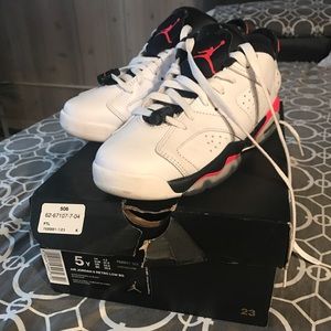 6 retro low air jordans